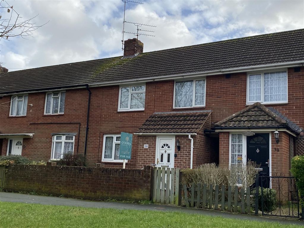 Property photo 1 of 2 Hordle Road Front Shot.Jpeg