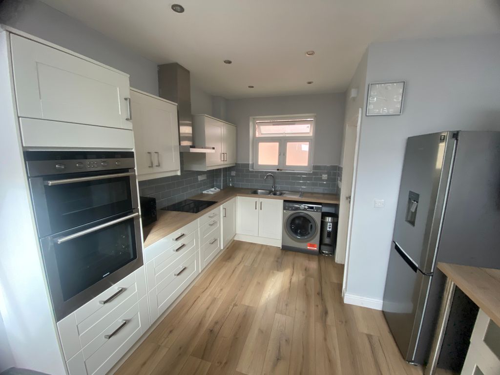 Property photo 2 of 7 Annex