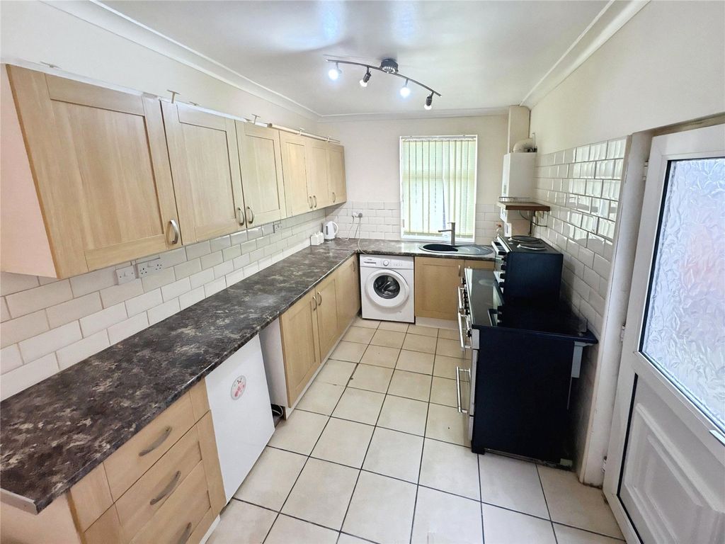 Property photo 3 of 14 Picture No. 09