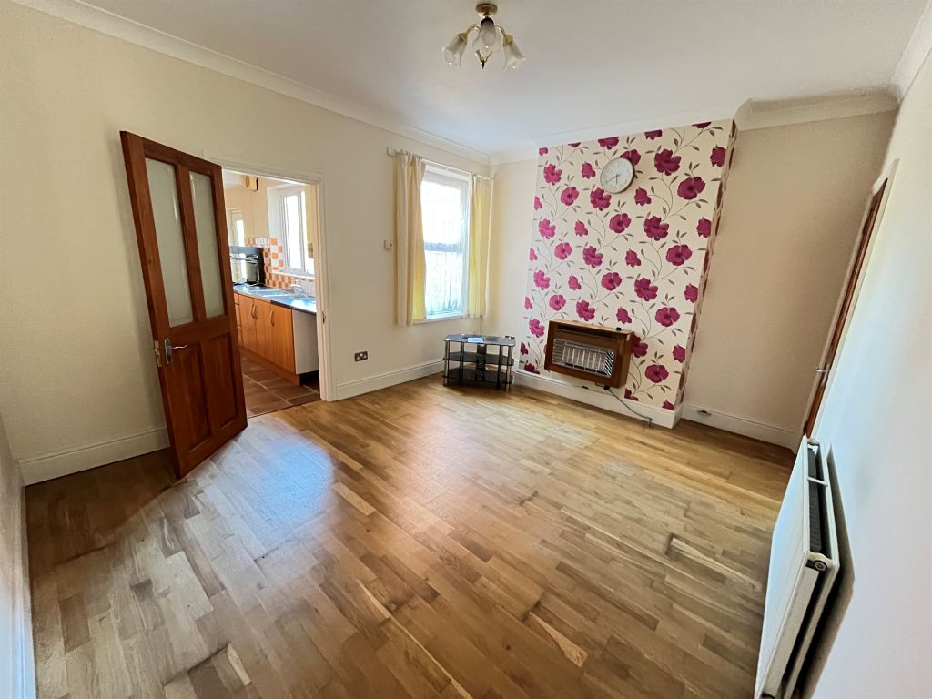 Property photo 3 of 31