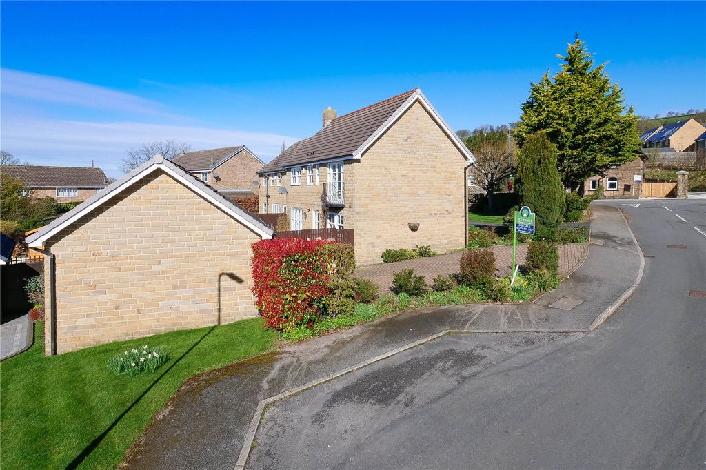 Property photo 2 of 23 Picture No. 25