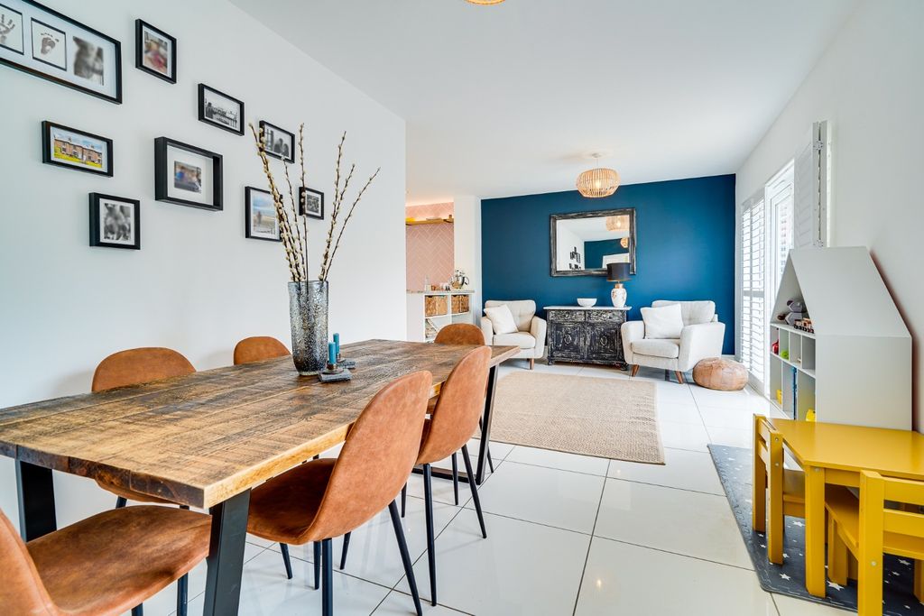 Property photo 3 of 28 4192023