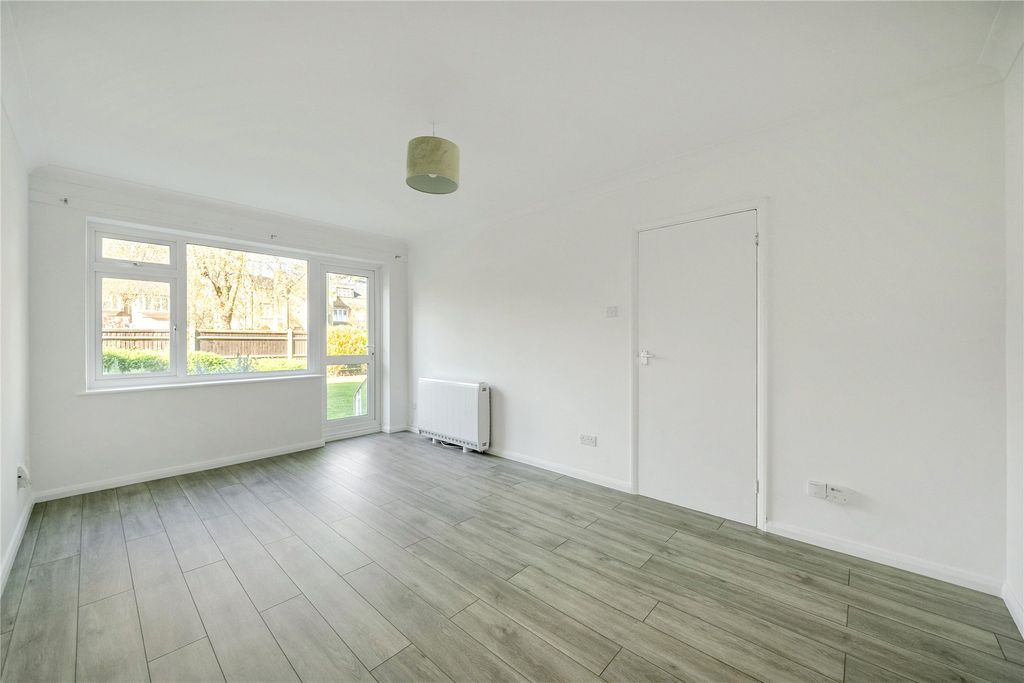 Property photo 3 of 12 Picture No. 08