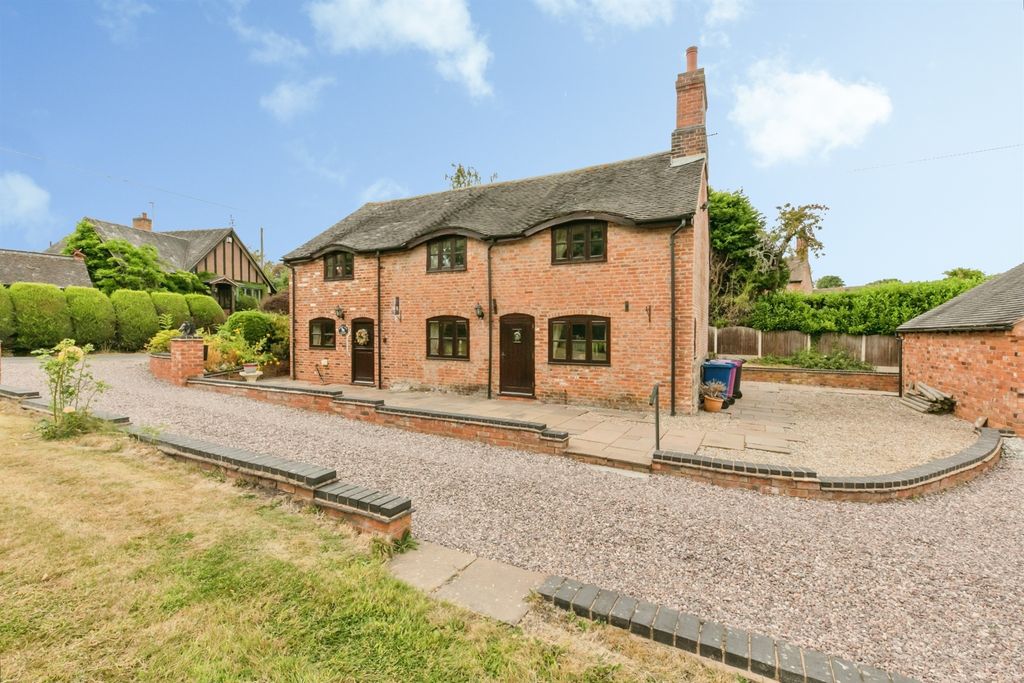 Property photo 1 of 18