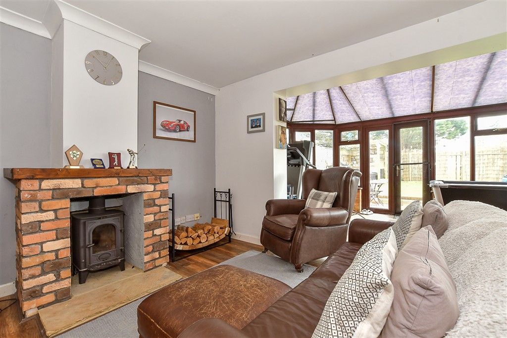 Property photo 2 of 11 Family Area