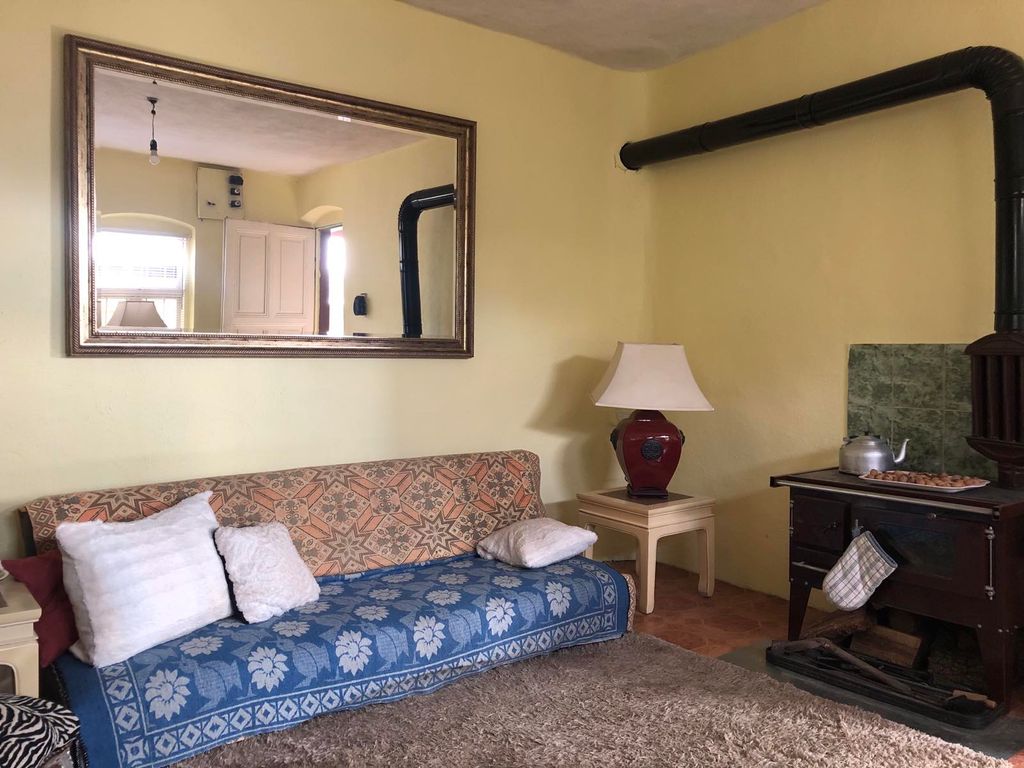 Property photo 2 of 7