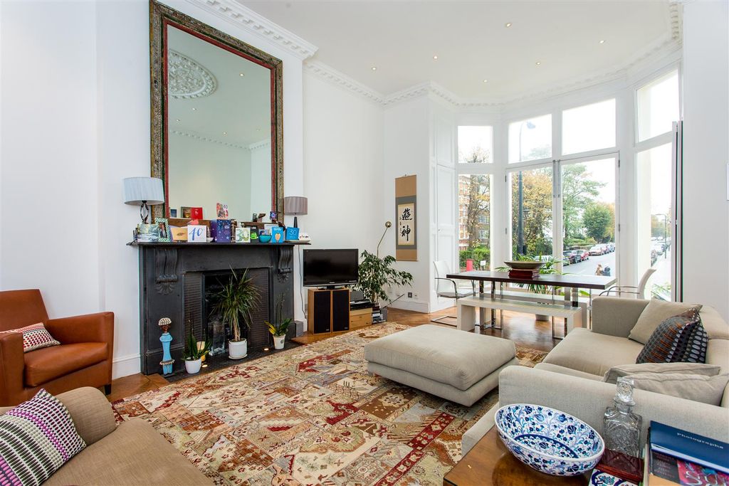 Property photo 2 of 9