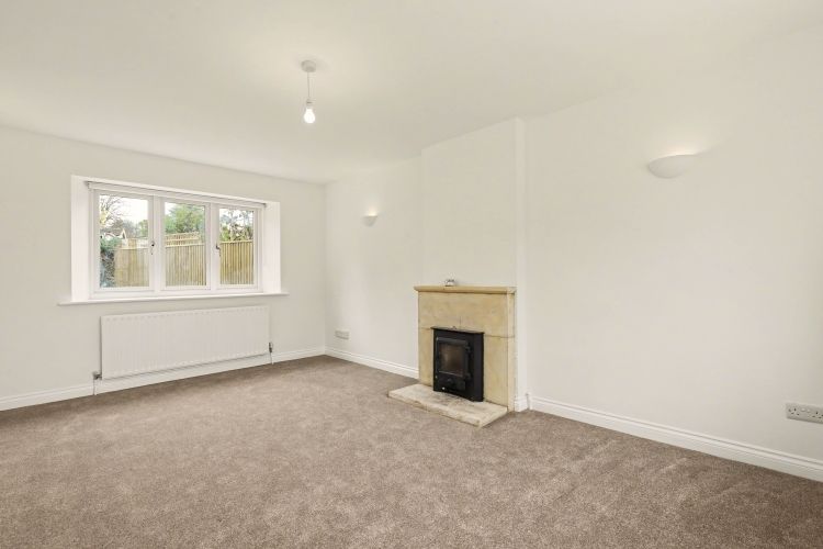 Property photo 2 of 9 326420