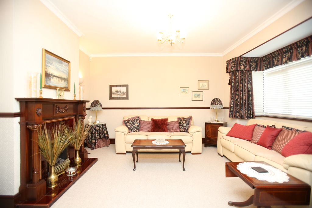 Property photo 3 of 17 593A4295