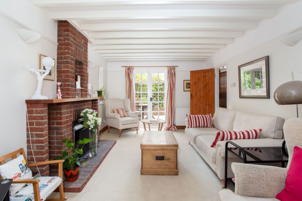 Property photo 3 of 12 Photograph 3