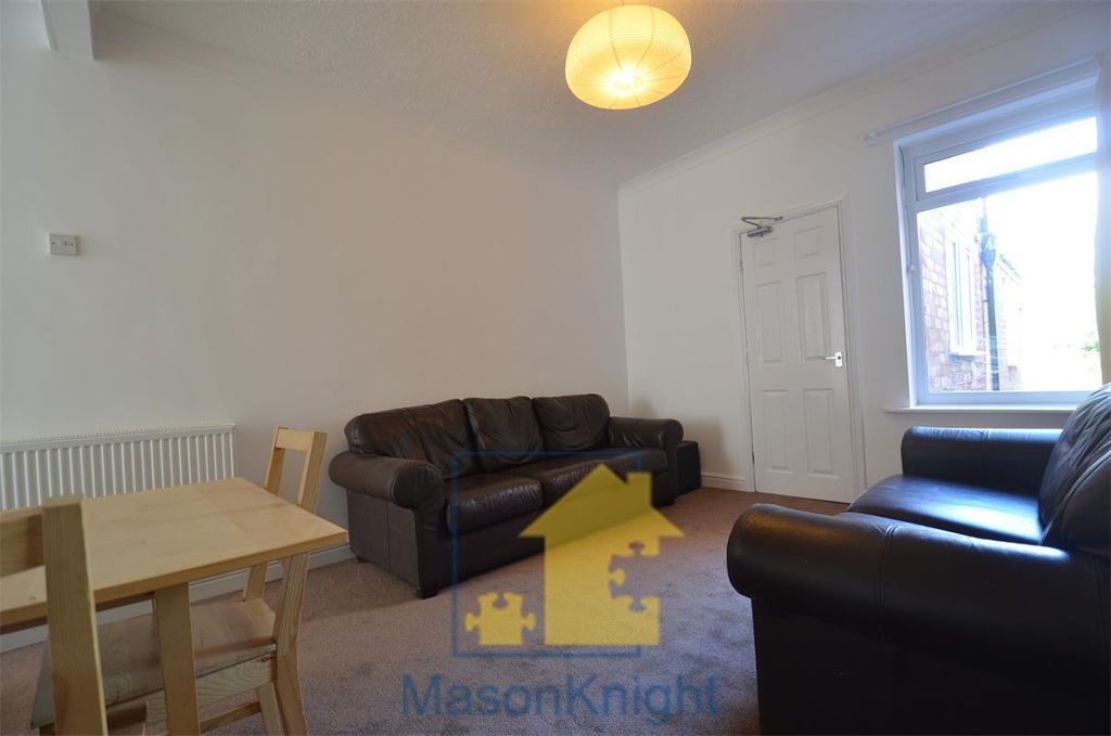 Property photo 2 of 10 Bnn82Vnujuynkx2Cad0Ihq.Jpg