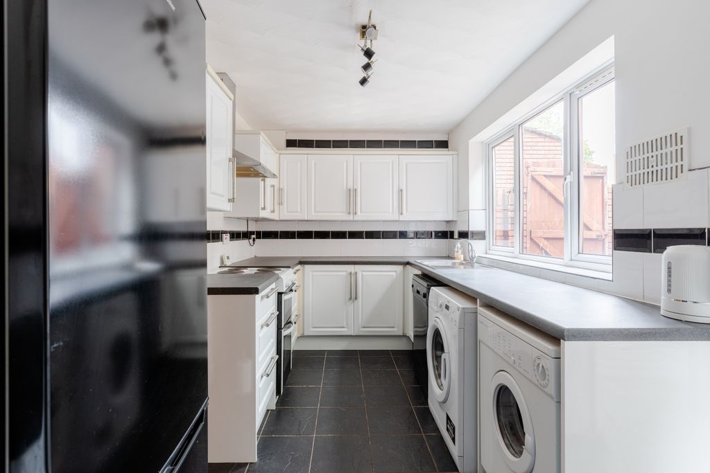 Property photo 3 of 15 3