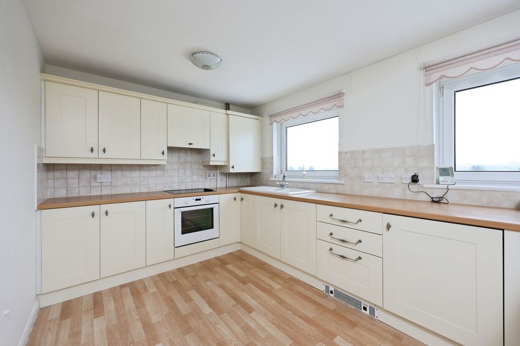 Property photo 3 of 18 Photo