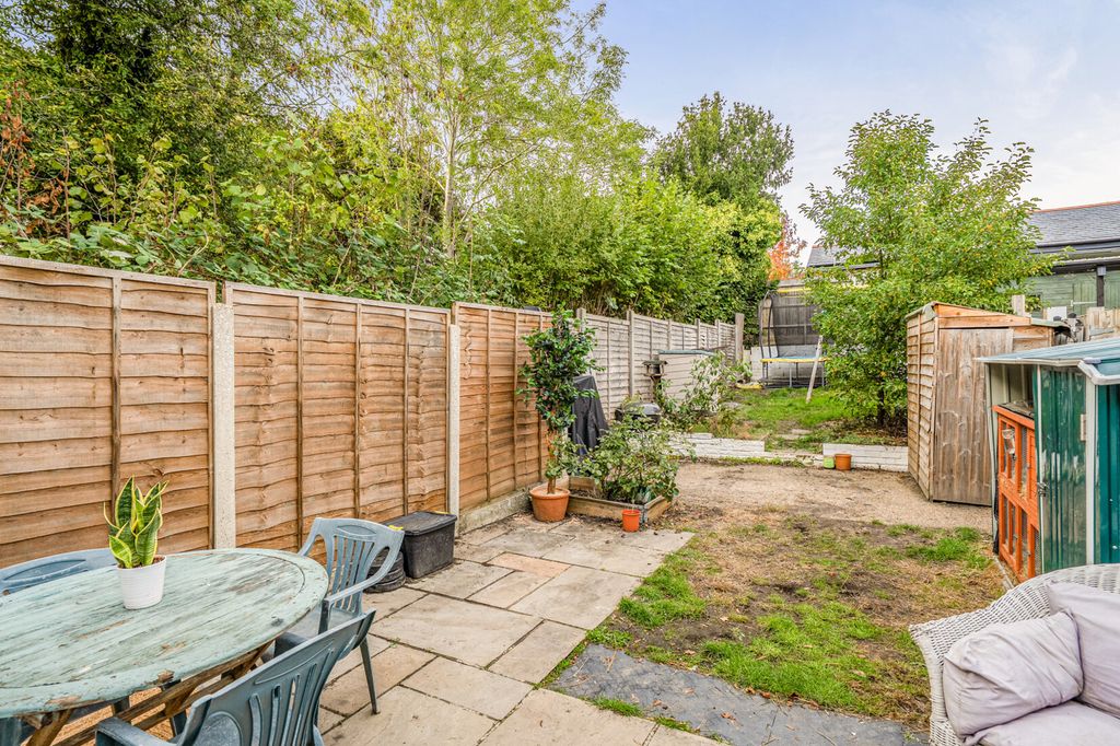 Property photo 3 of 22 Garden
