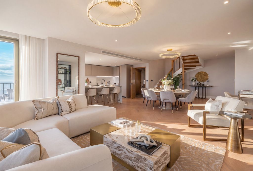 Property photo 1 of 16 One-Thames-Quay-Duplex-Penthouse-Mariner-2-Living-Room.Jpg