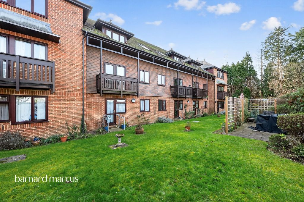 Property photo 1 of 20