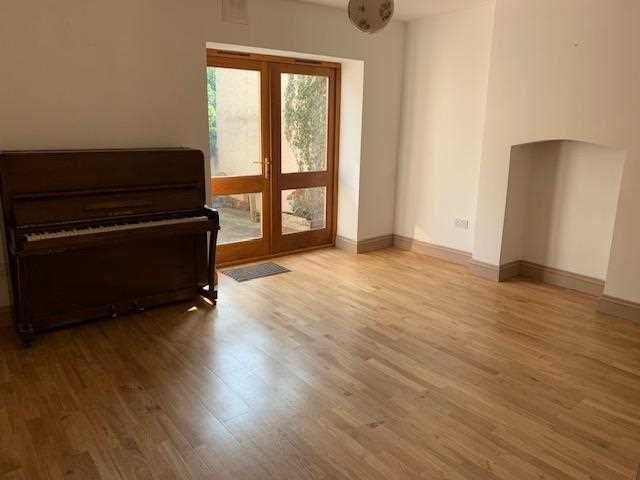 Property photo 1 of 8 Main Picture