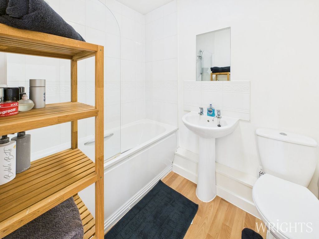 Additional image 5 of 1 bed flat for saleParkhouse Court, Hatfield AL10