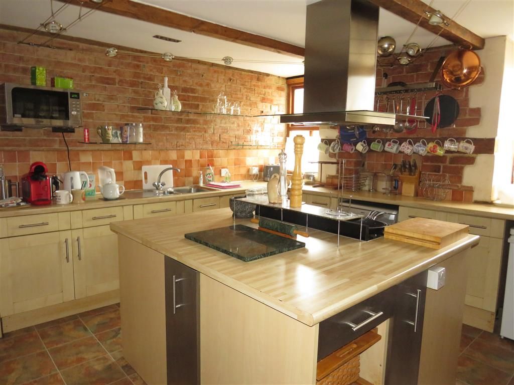 Property photo 3 of 26