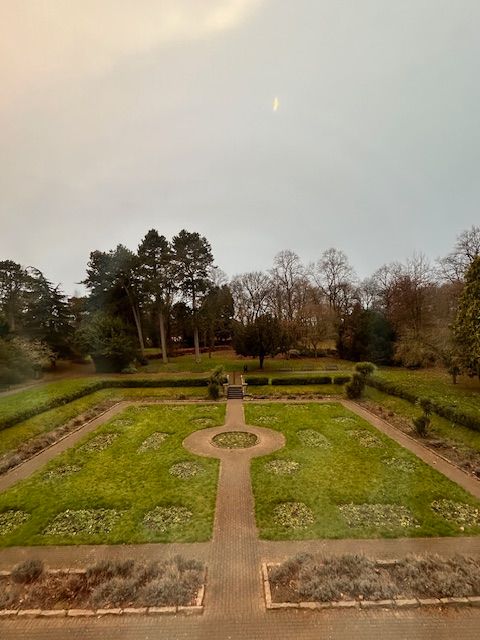 Property photo 3 of 25