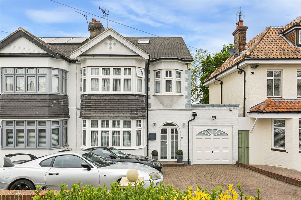 Property photo 1 of 23 Picture No. 29