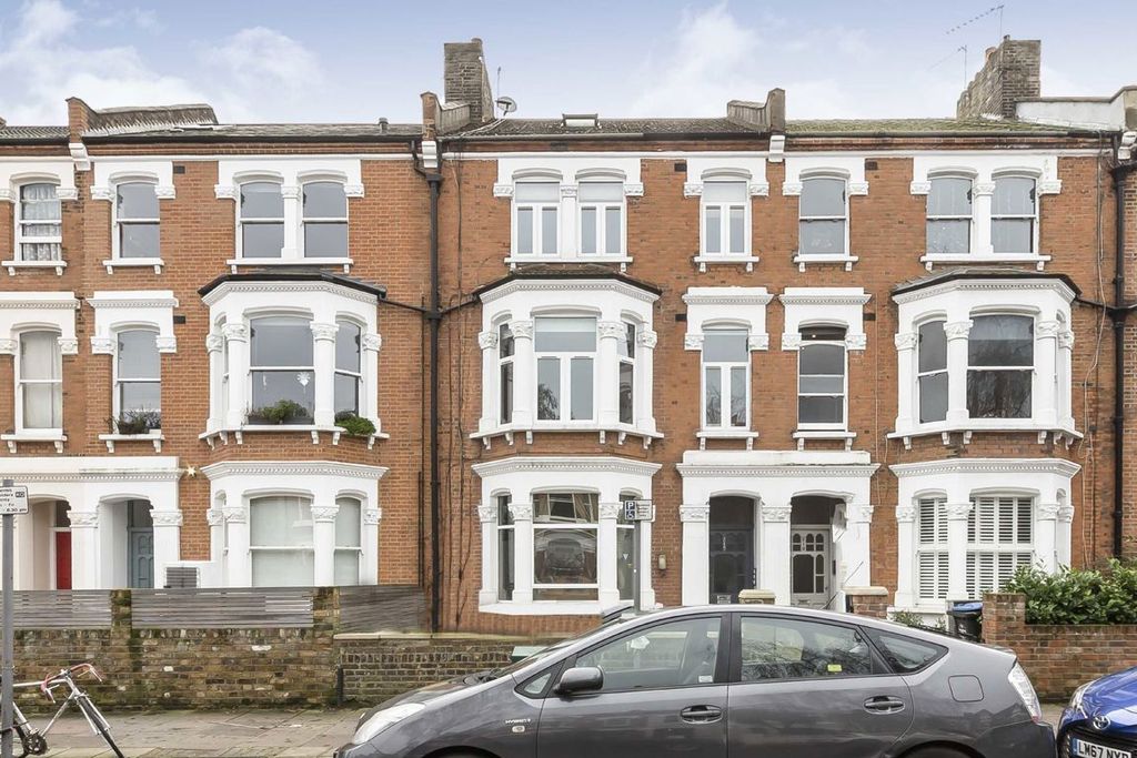 Property photo 1 of 4