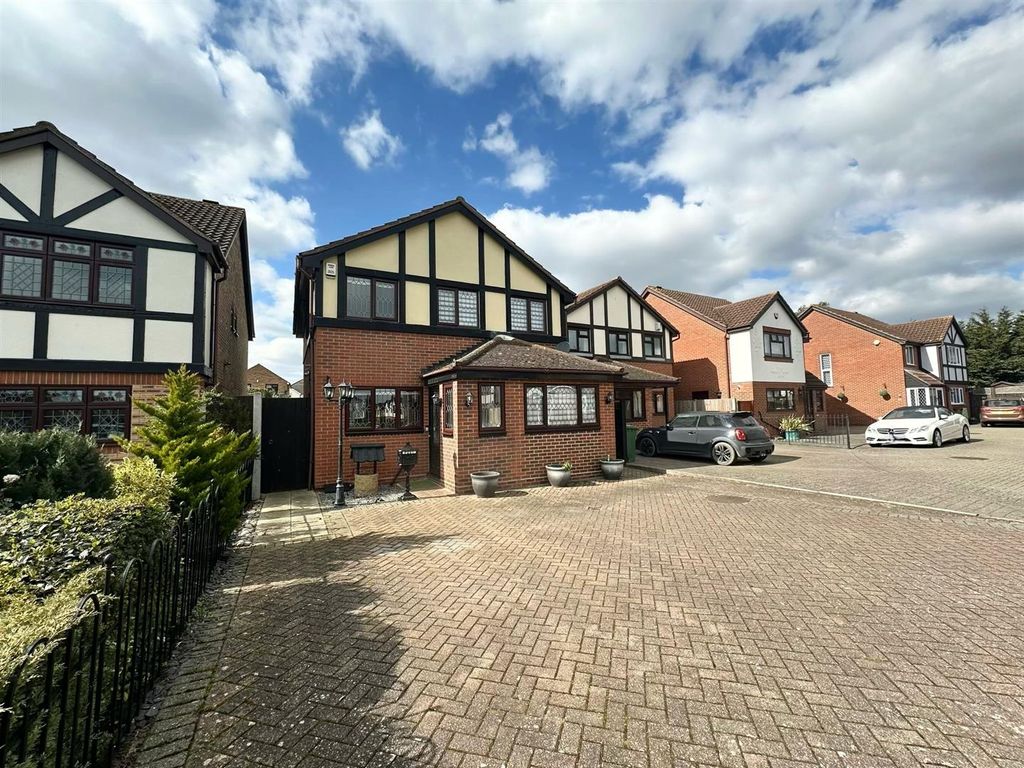 Property photo 1 of 35