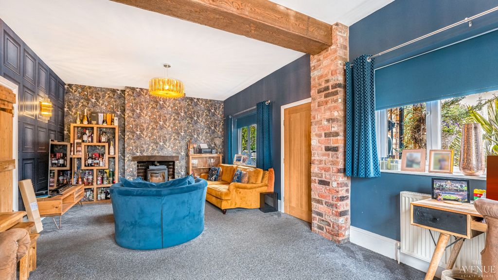 Property photo 3 of 55 3764347