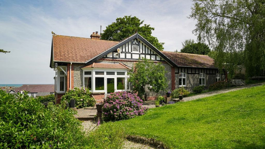 Property photo 1 of 69