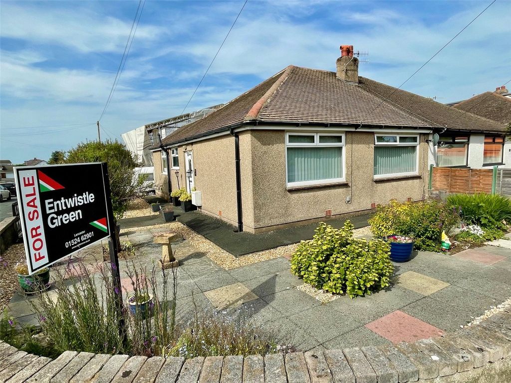 Property photo 1 of 15 External