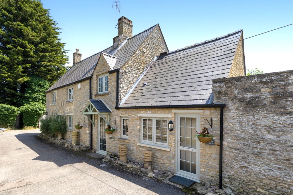 4 bed detached house for saleThe Rookery, Kidlington OX5