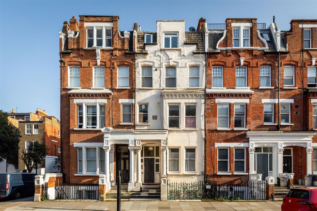 Property photo 2 of 5 Comeragh Road-9.Jpg