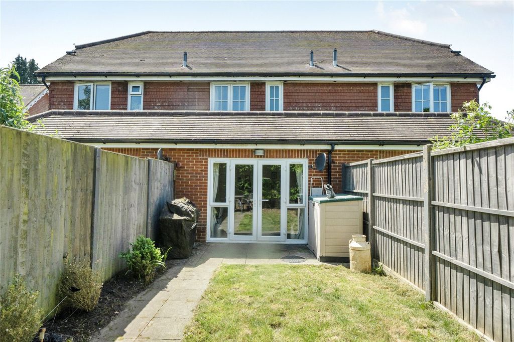 Property photo 2 of 19 Picture No. 04