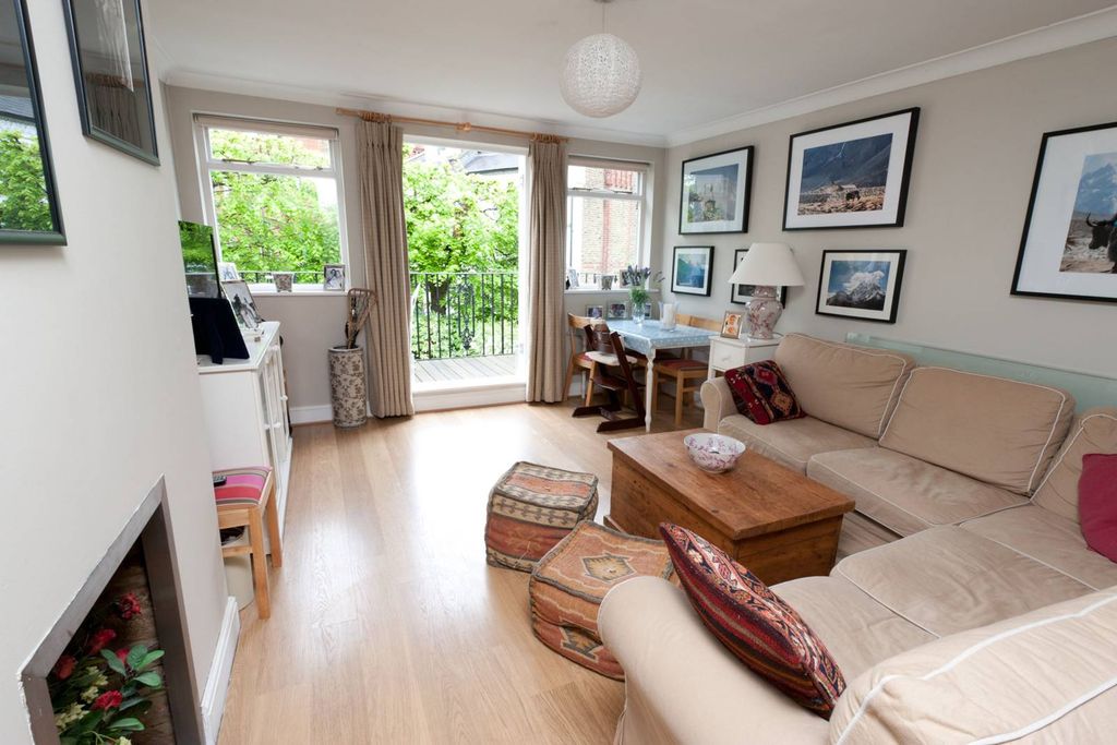 Property photo 1 of 6