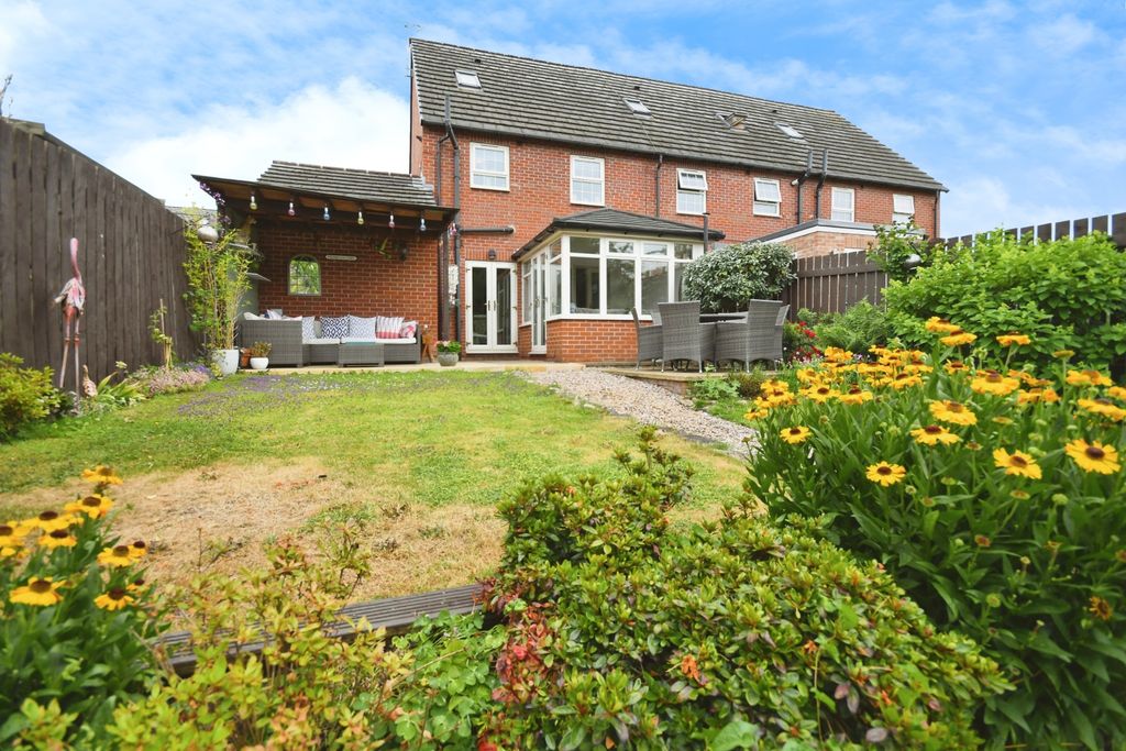 Property photo 2 of 22