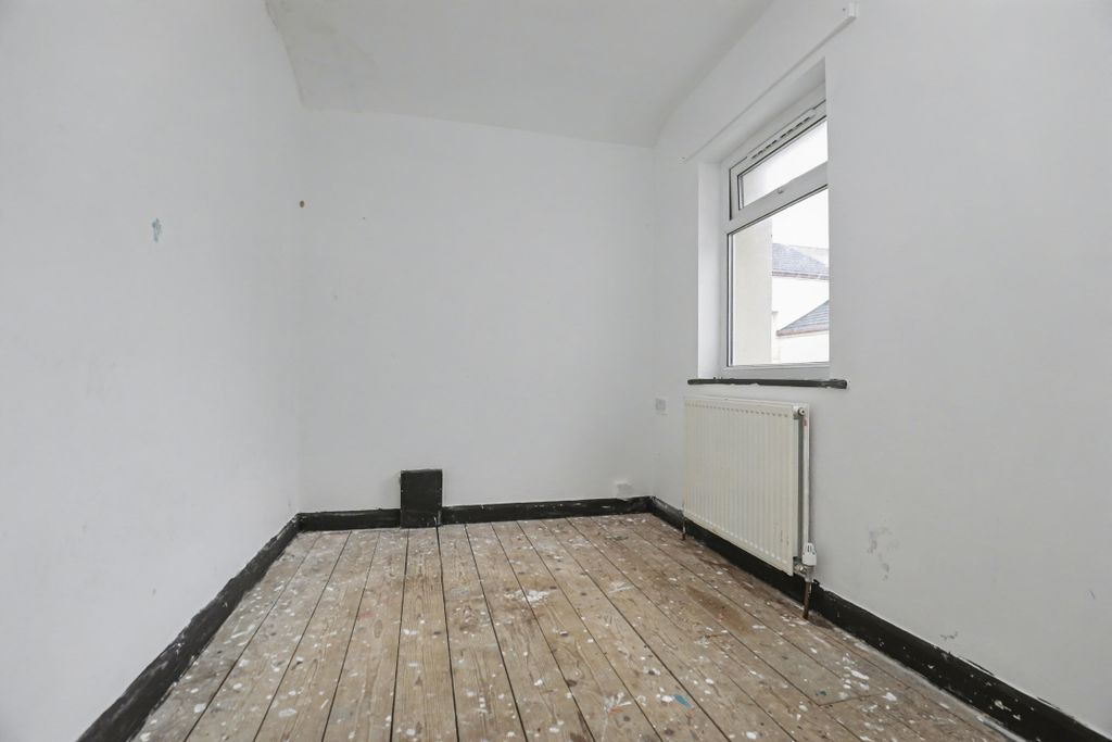 Property photo 3 of 15 54 Grasmere Street, Liverpool, L5 6Rj