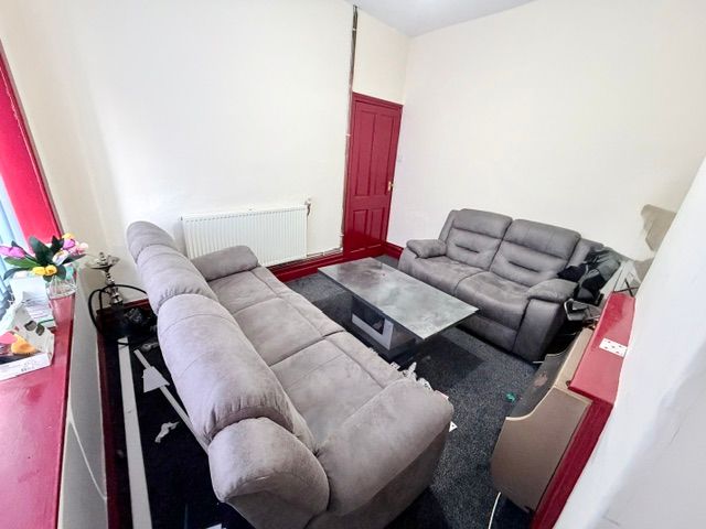 Property photo 3 of 14
