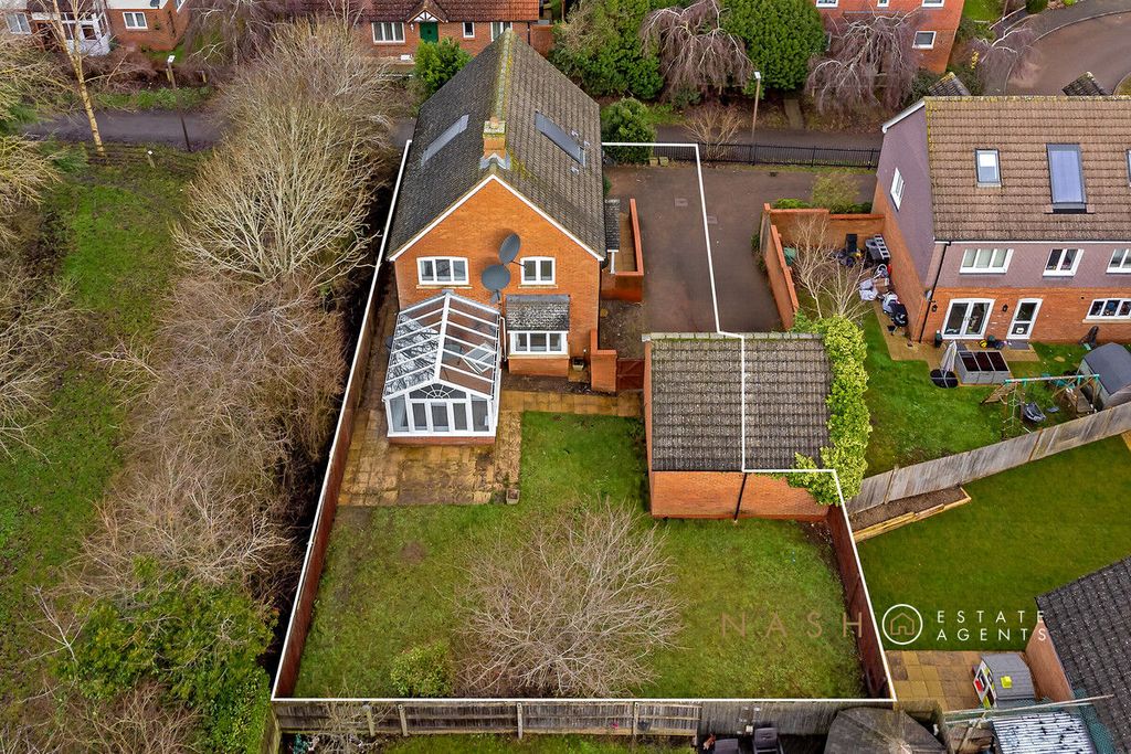 Property photo 3 of 28