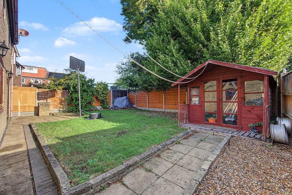 Property photo 3 of 15