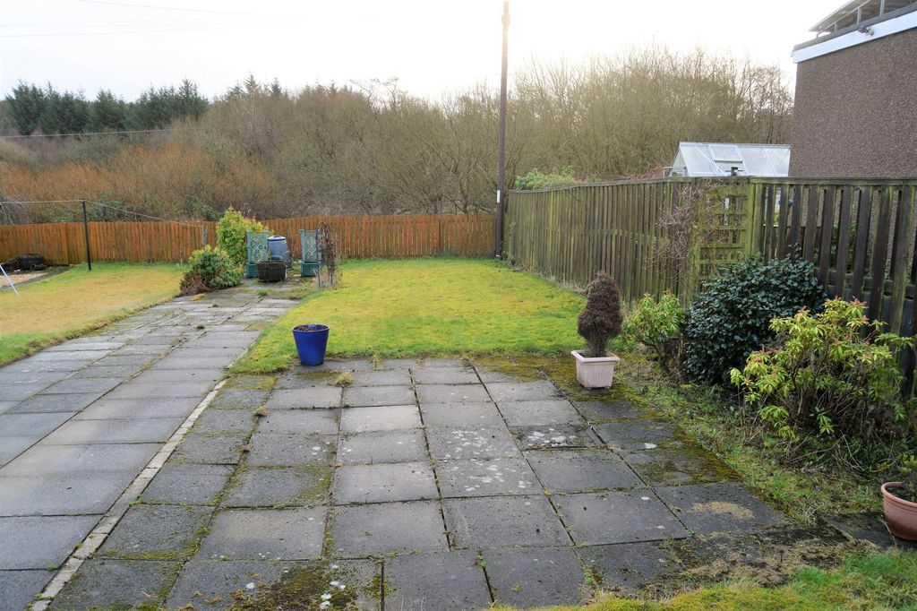 Property photo 3 of 4