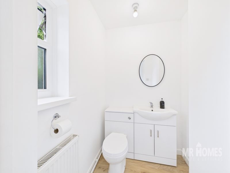 Property photo 3 of 31 Photo 5