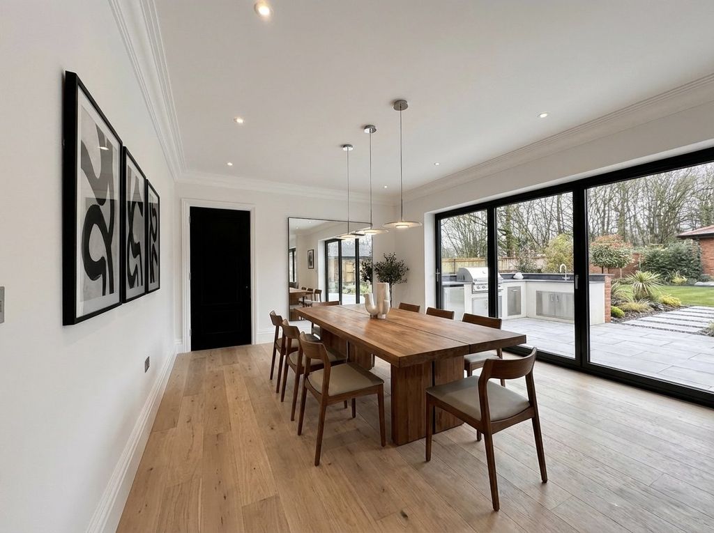 Property photo 2 of 17 Gallery