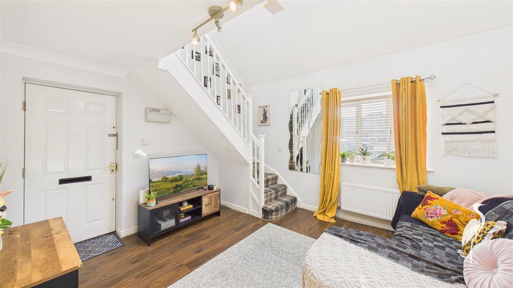 Property photo 2 of 11 Open Plan Lounge/Kitchen