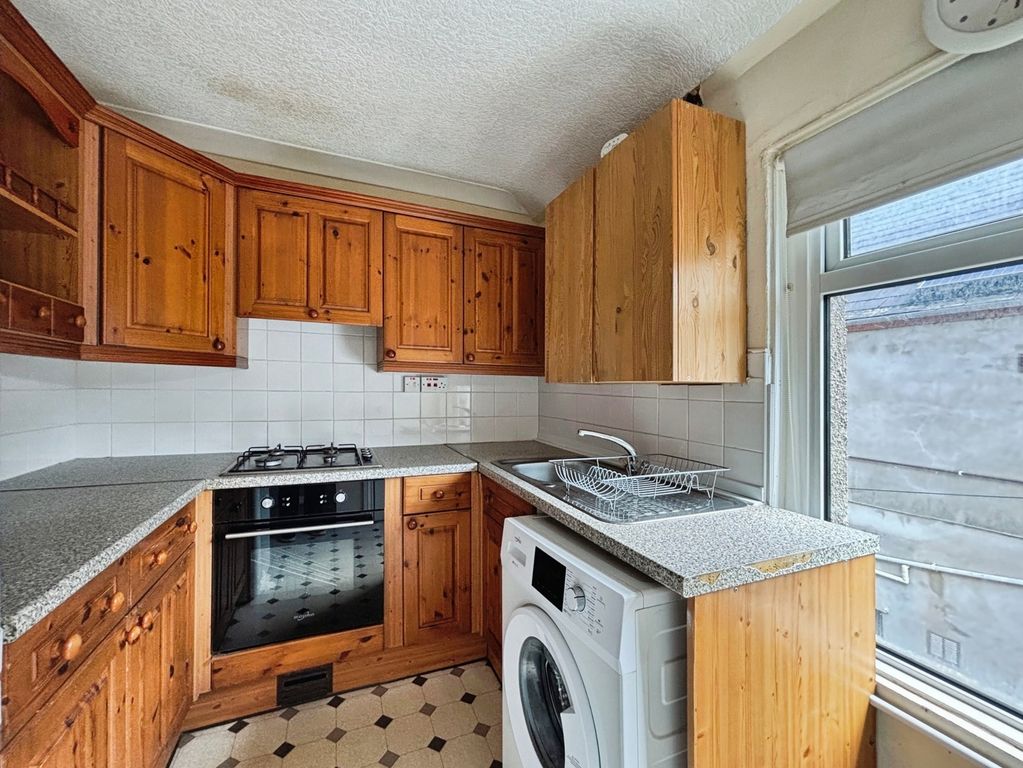 Property photo 3 of 6 Pbox-Img.Jpg