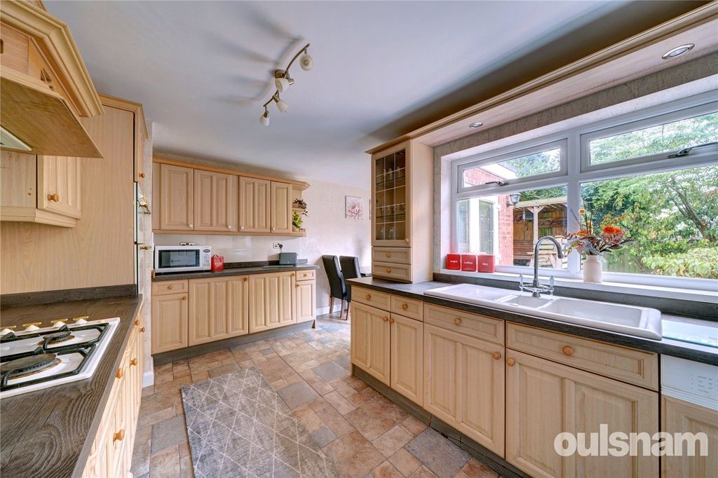 Property photo 2 of 30 Picture No. 36
