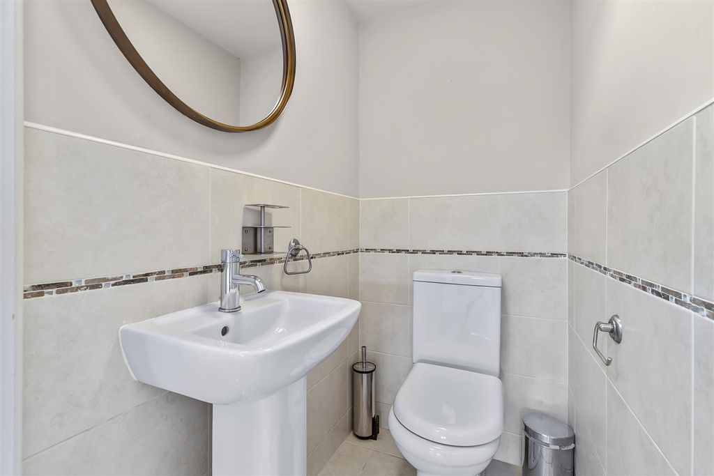 Additional image 12 of 1 bed flat for saleCrescent Court, Ilkley LS29