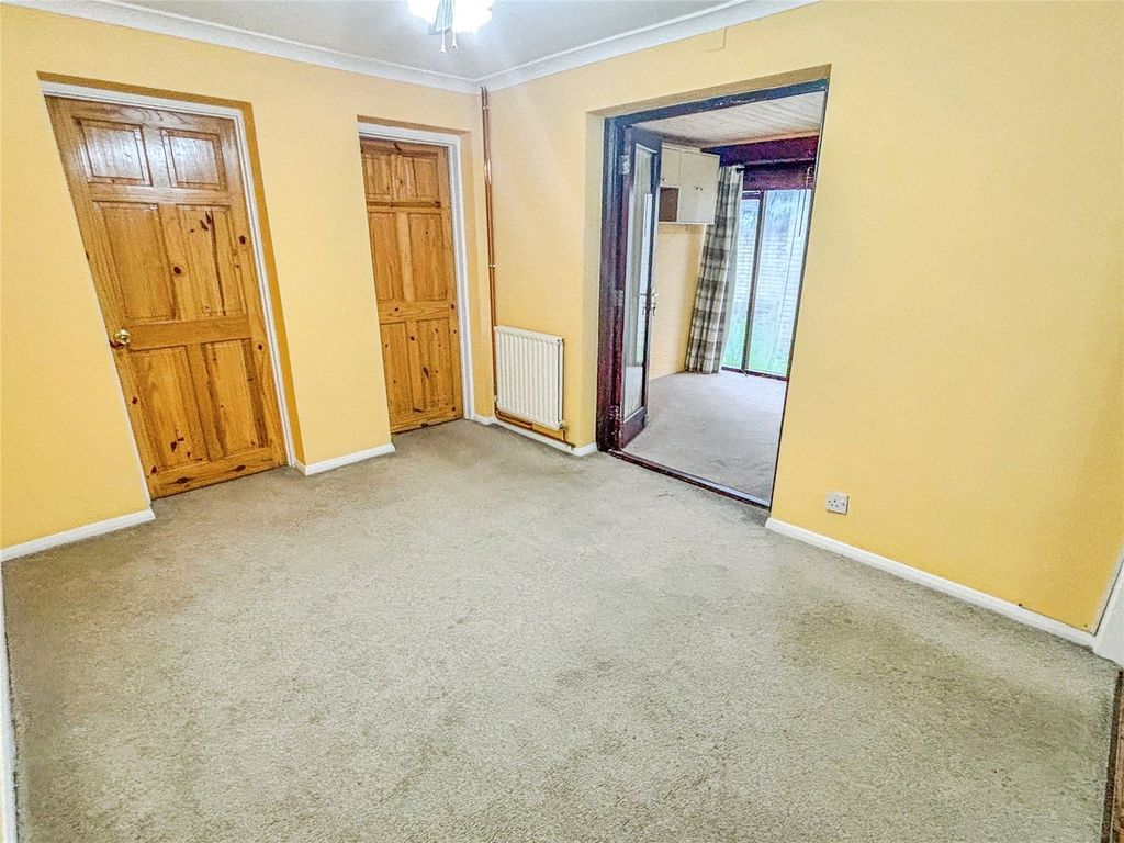 Property photo 2 of 18 Picture