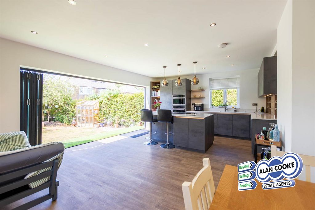 Property photo 2 of 19 Open Plan Dining Kitchen