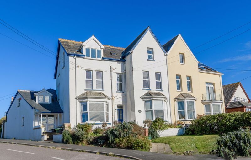 Property photo 1 of 11 Photo 12