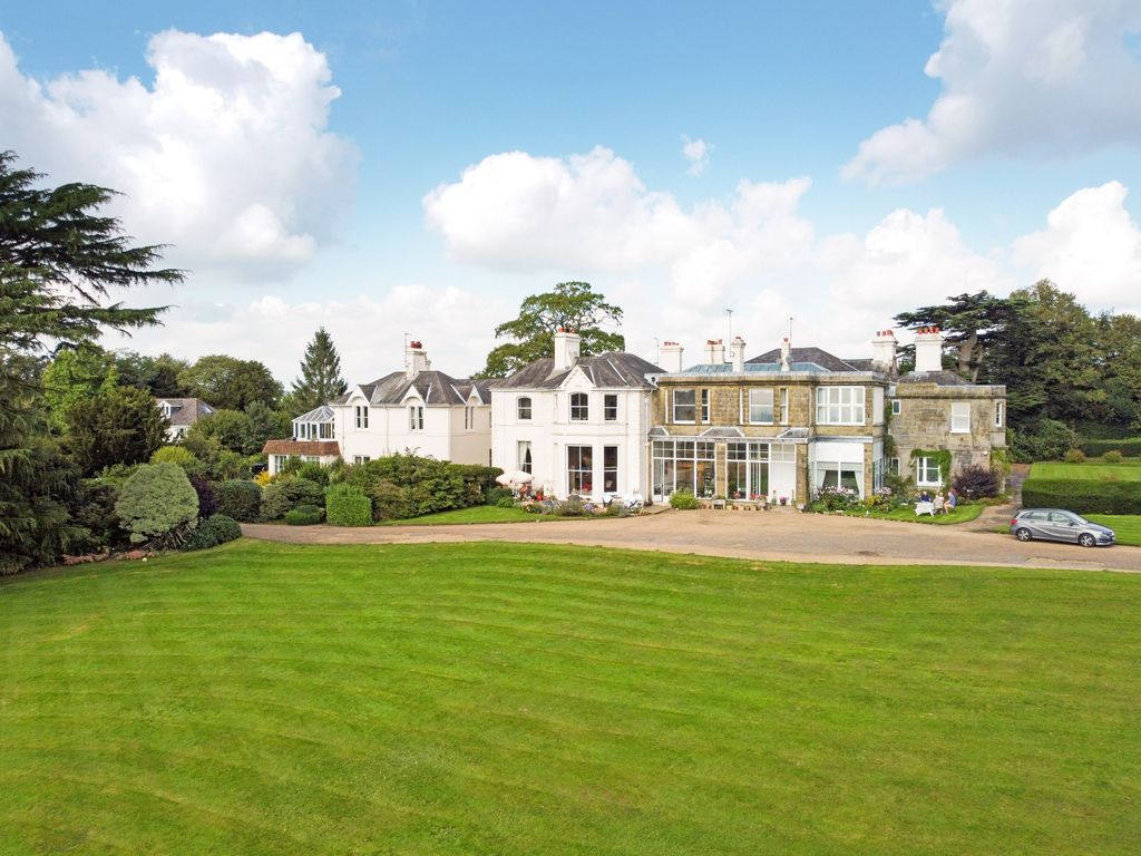 Property photo 1 of 32 Picture No. 38